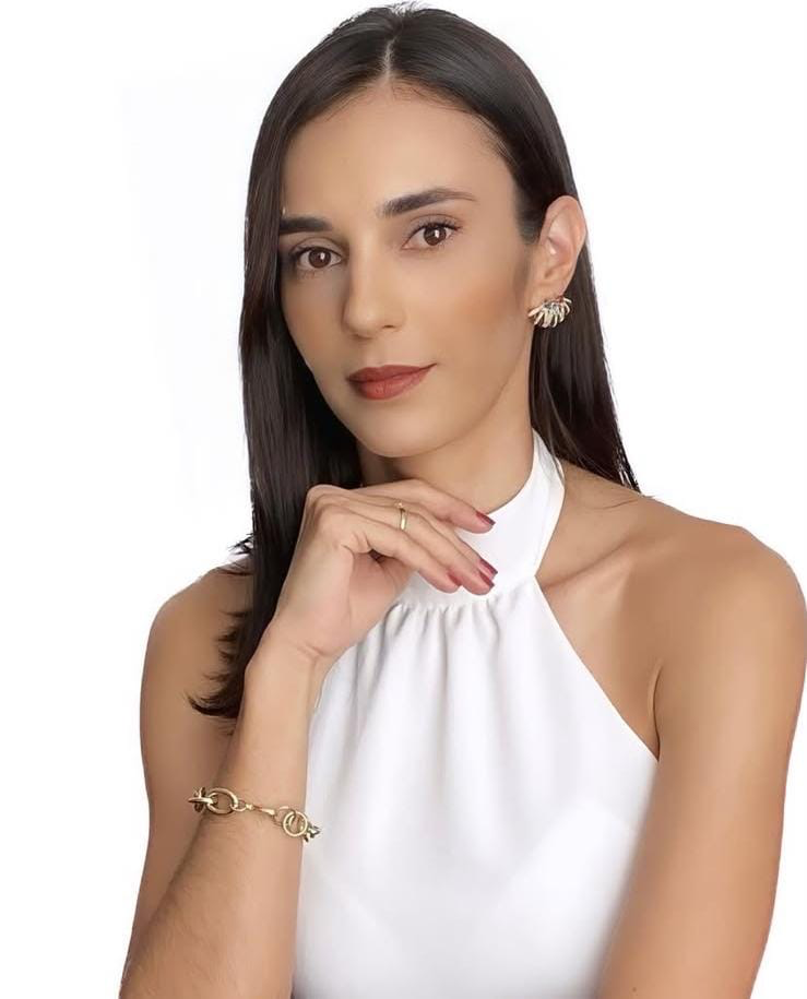 Dra. Viviane Oliveira
