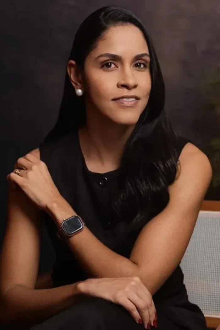 Dra. Ive Rezende